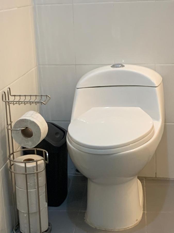 Casa Madero #1, Central Studio Apartment 1 Block From Malecon 라파스 외부 사진